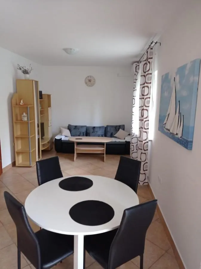 Apartment Zlatko Matulji 0*,